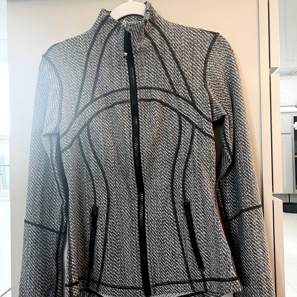Lululemon Define Jacket / Zip up